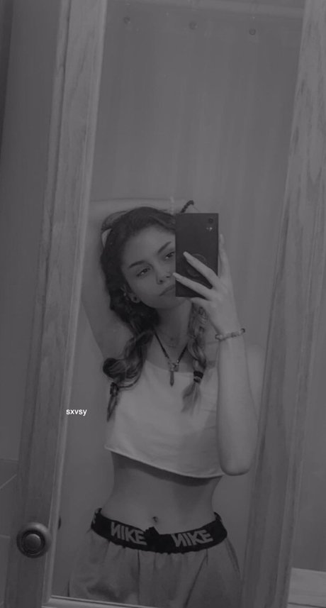 Sxvsy exclusive model images