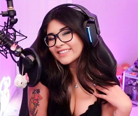 naked teen onlyfans nude pic