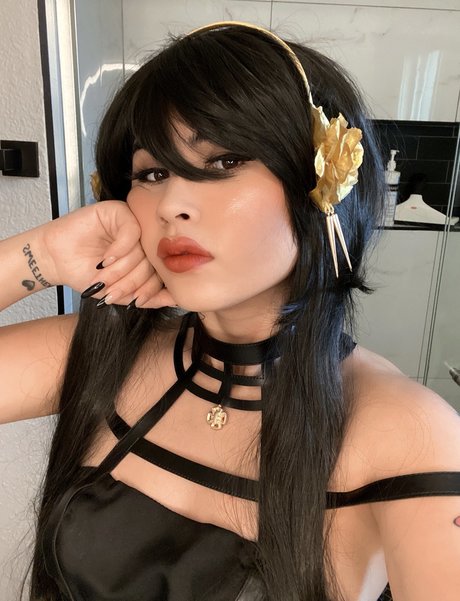 _Jydn lol nude model image