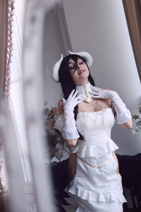 Dear Iris model picture