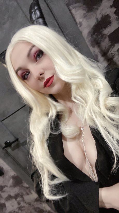 Dear Iris pornstar best photos