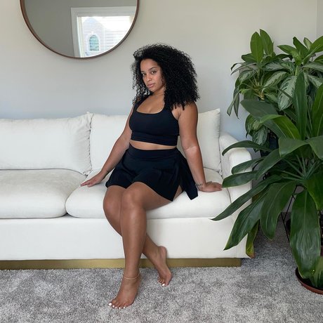 Falliie pornstar pretty img