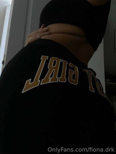 Fiona Duraku_ perfect star photo