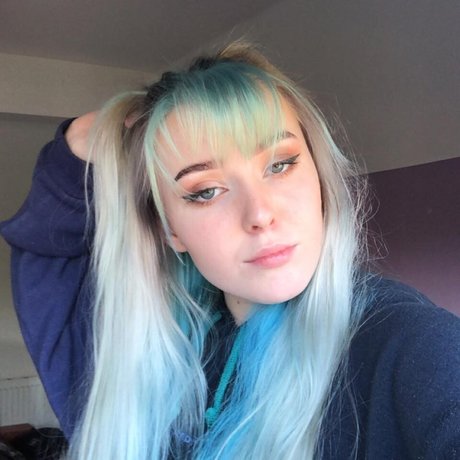 Millie Wild_ sexy star picture