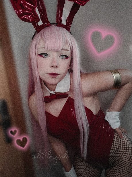 Little Giuli porn star pic