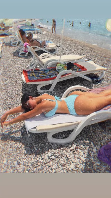 Jana Colovic naked model galleries