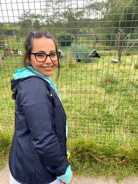 Freepetitebrida model top pictures