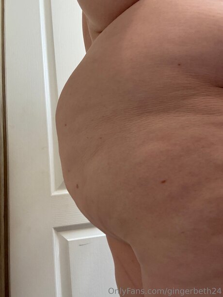 Gingerbeth24 perfect model images