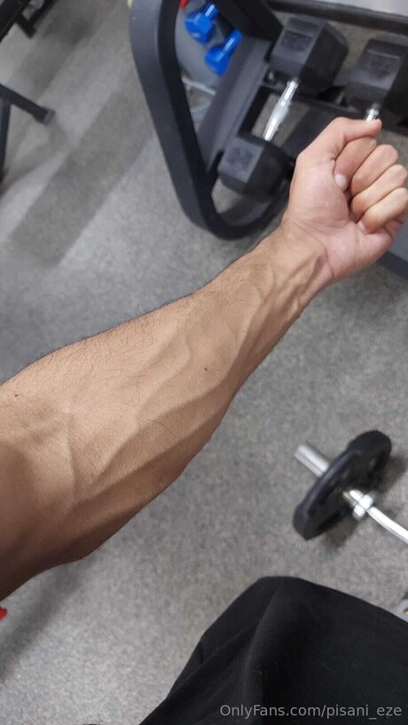 Big Eze23 model perfect pics