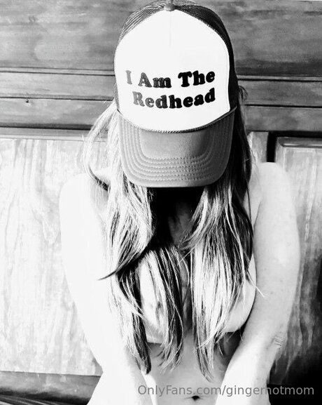 Gingerhotmom sex star img