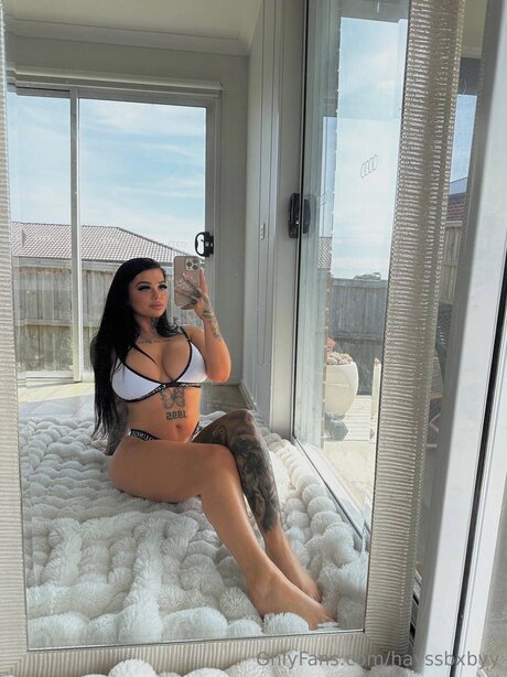 Parislolly free model image