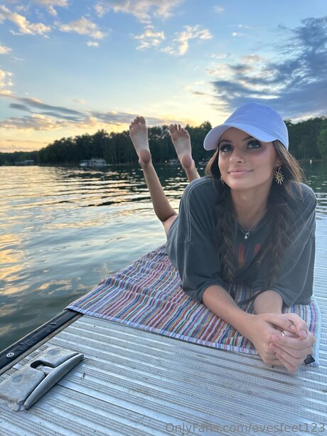 Evesfeet123 pornstar nice archive