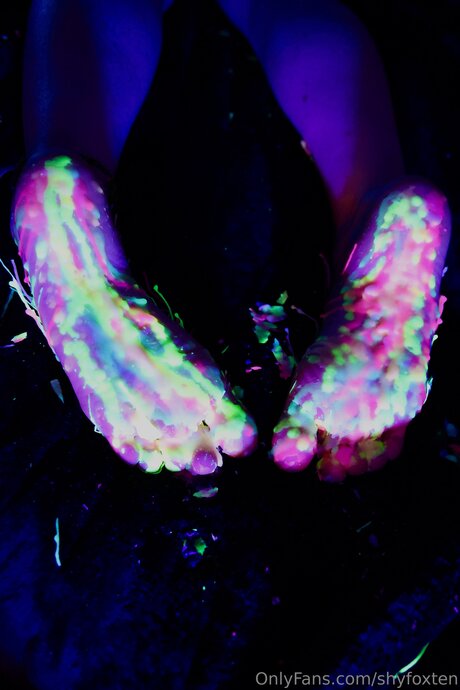 Shyfoxten model erotic pic