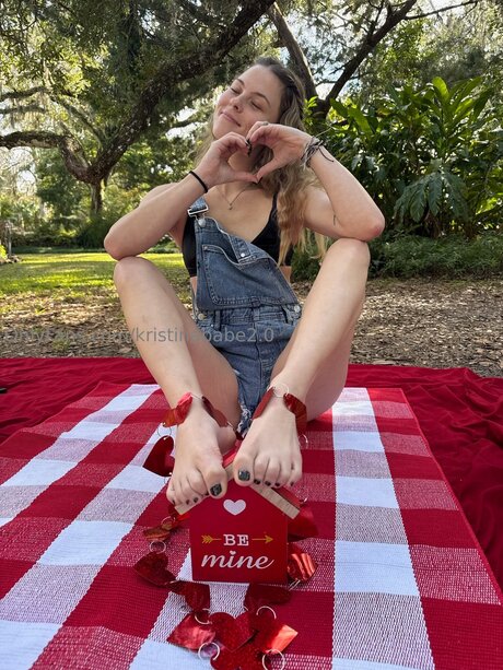 Kristinababe2 0 model nude pictures