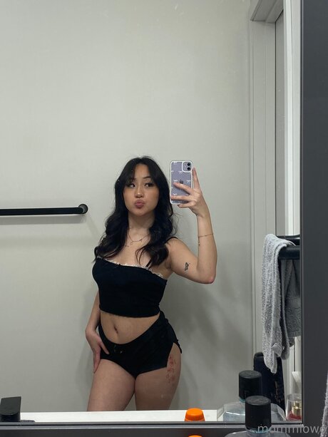 Mommiowo pretty pornstar images