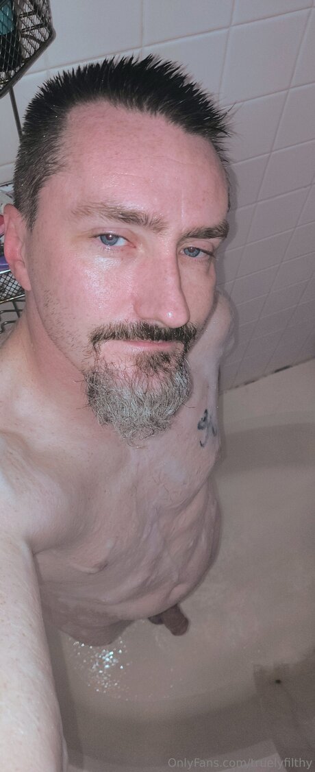 Truelyfilthy star pic