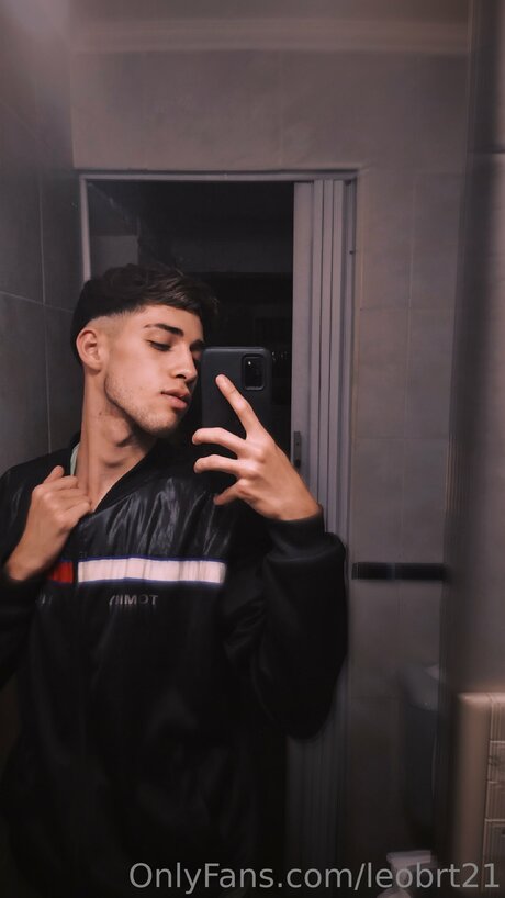 Leobrt21 erotic actress pictures