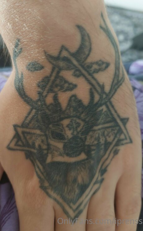 Iprenss nude star photo