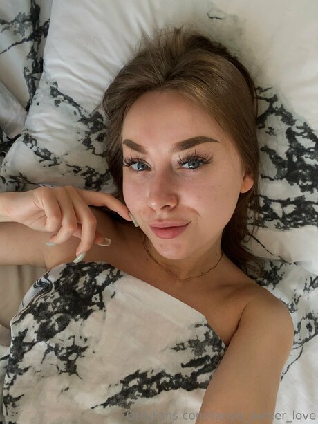 Glowbyaphrodite hd star photo