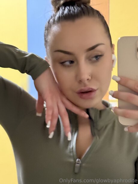 Glowbyaphrodite pornstar art picture