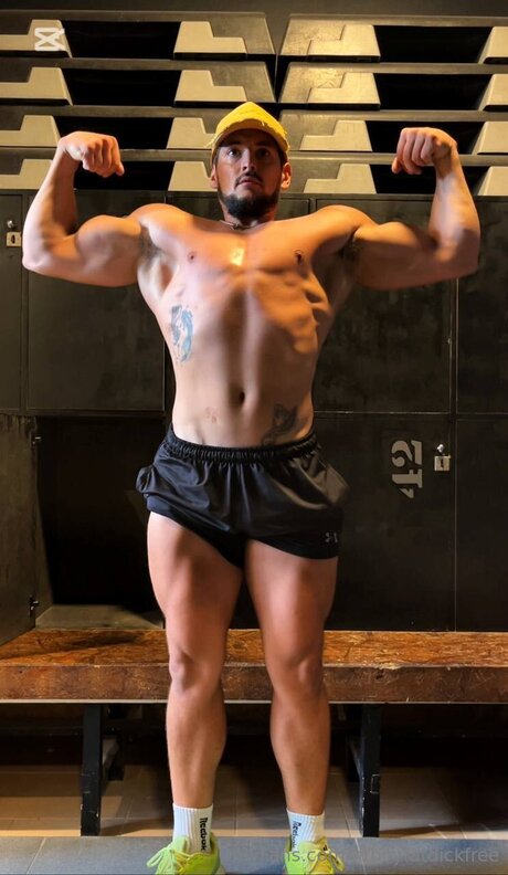 Fitboyfatdickfree pornographic star pic