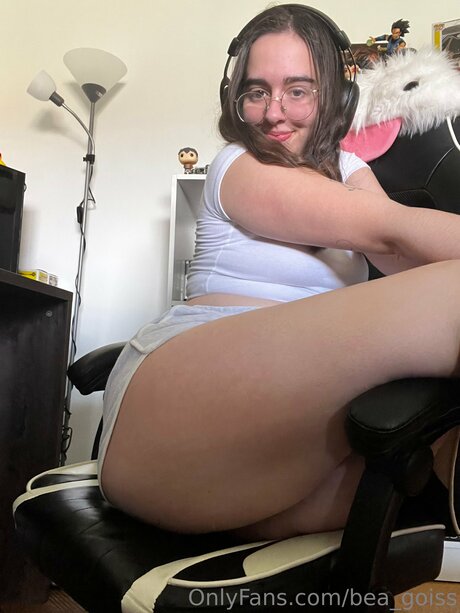 Bea Goiss hot star archive