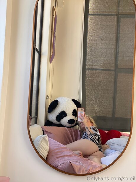 Soleil nudes star img