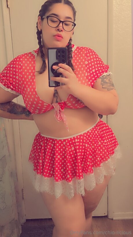 Chio Licious xxx actress photo