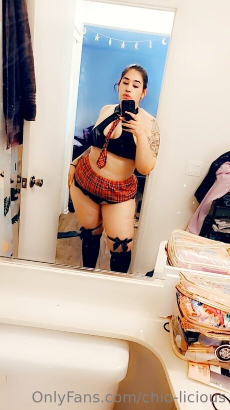 Chio Licious nice actress picture