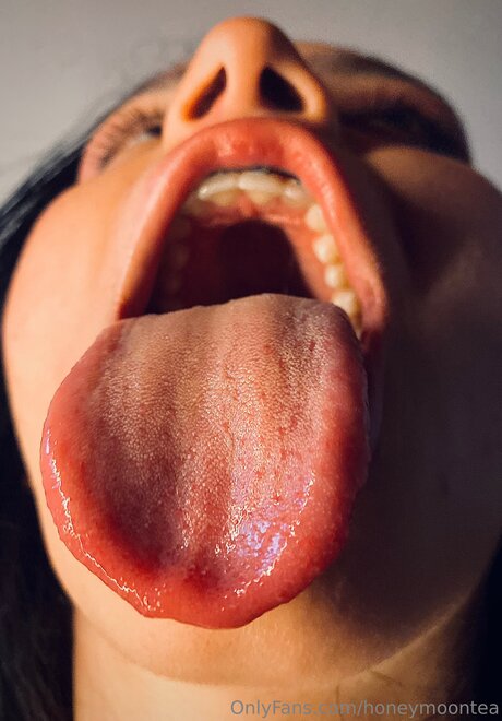 Honeymoontea adult star pics