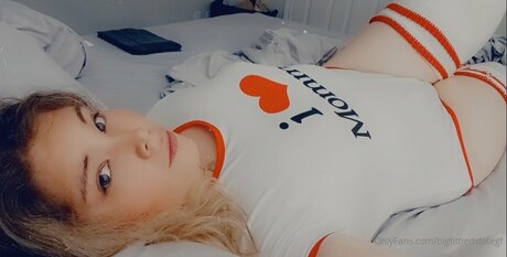 Bigtittiedstategf star hd photo