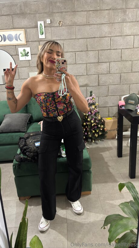 Isabelfitness erotic star pictures