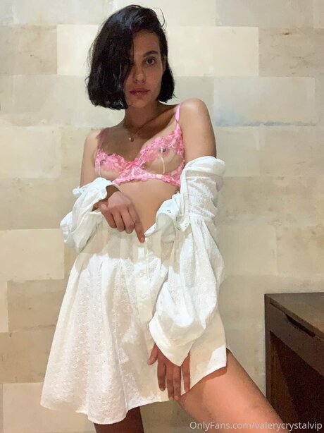 Valerycrystalvip star sexy pic