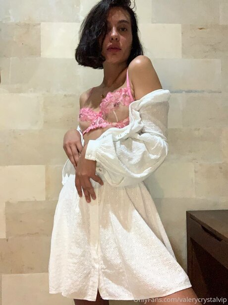 Valerycrystalvip erotic pornstar image