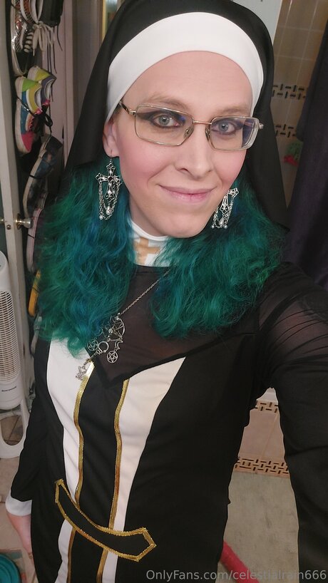 Celestialrain666 model xxx photo