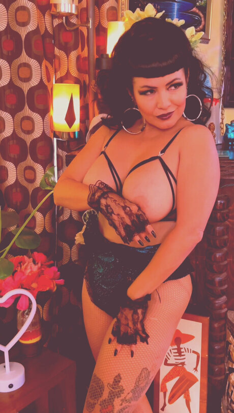 Rubychampagne top star archive