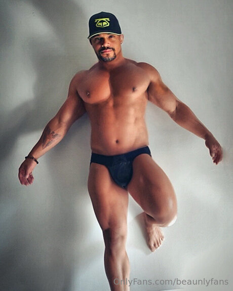 Beaunlyfans art star pic