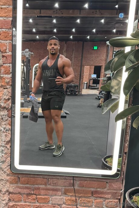 Beaunlyfans hd model pics