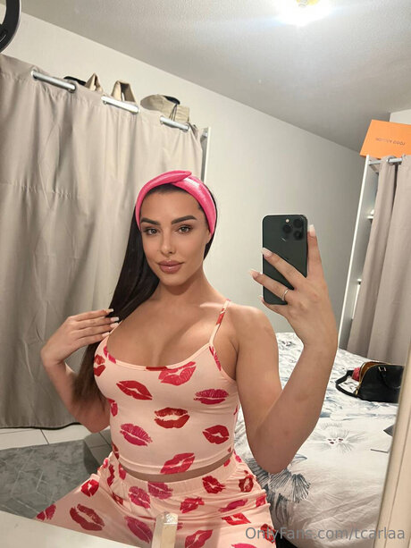 Tcarlaa nudes actress img