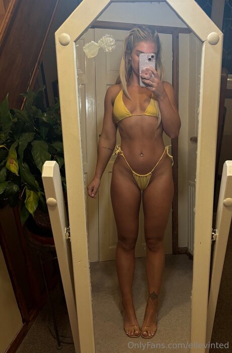 Ellyvinted xxx star img