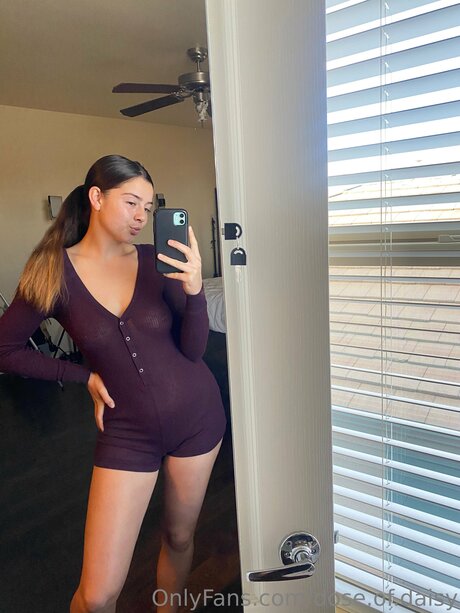 Dose Of Daisy pornstar top photo