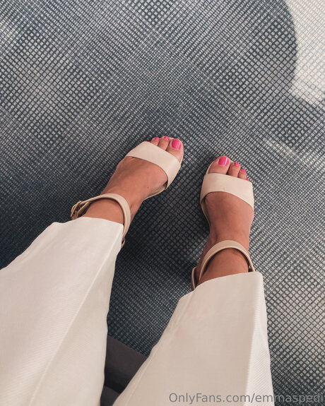 Gorgeouspedi star sexy photos