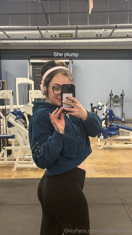 Kittiownsyou pornstar erotic gallery