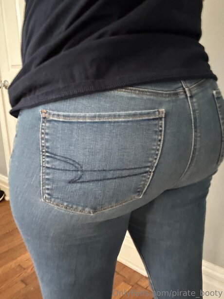 Pirate Booty pornstar adult pictures