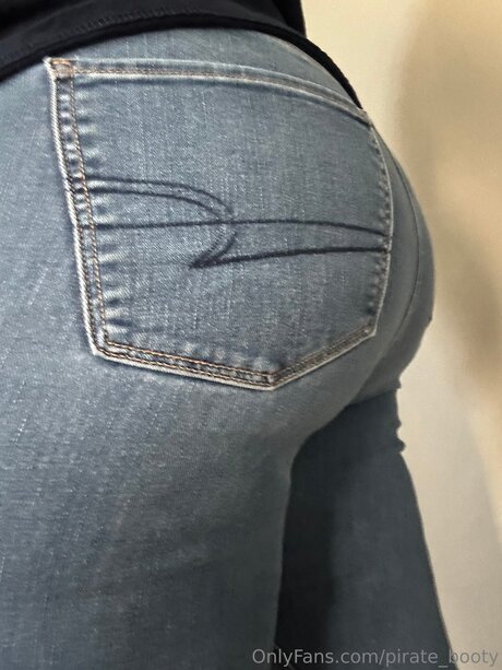 Pirate Booty model sex pictures