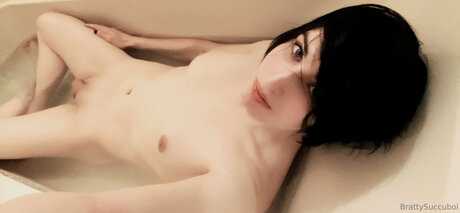 Tomboysuccubus perfect model gallery