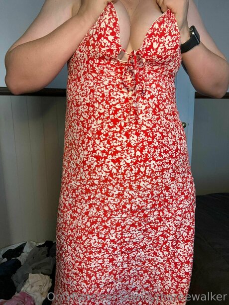 Emilymareewalker sexy star gallery