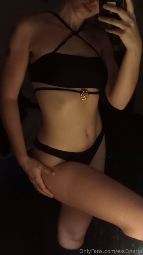 Esc3naria naked actress pic