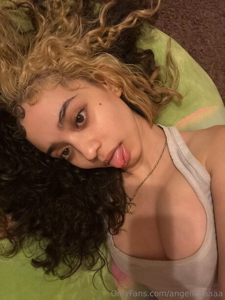 Angelicaaaaa pornstar adult img
