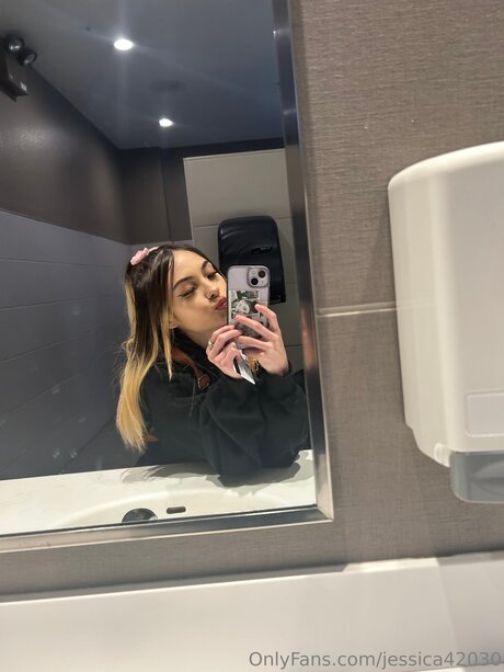 Jessica42030 exclusive model archive